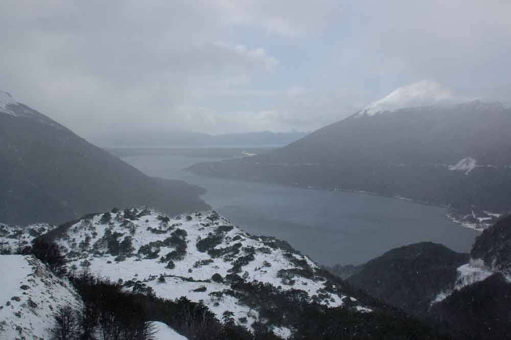 Argentina 077 - paso Garibaldi - lago Escondido.jpg